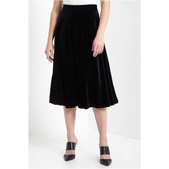 Lands End Dresses & Skirts - Land's End Black Velvet Midi Skirt Classic Chic Party Career Elegant Size 12